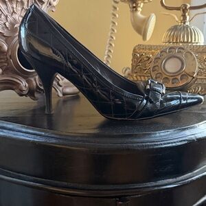 Burberry Black Patent Quilted Pointed Toe Pumps with Buckle